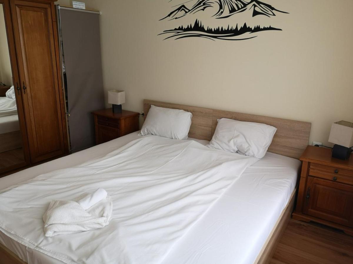 Pine Tree Apartment D34 Bansko Exteriör bild